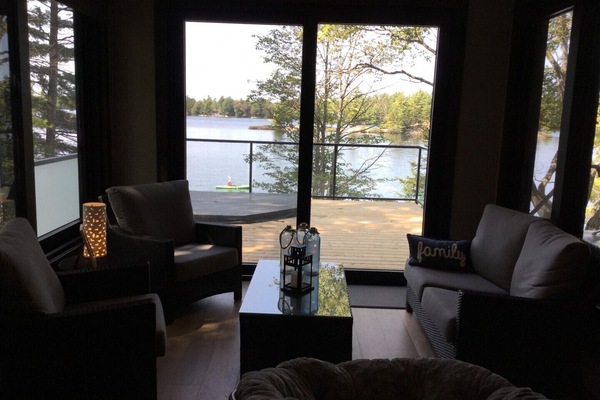 Great views to the lake.
