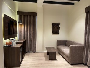 Living area - Hotel Kailash (Birgunj)