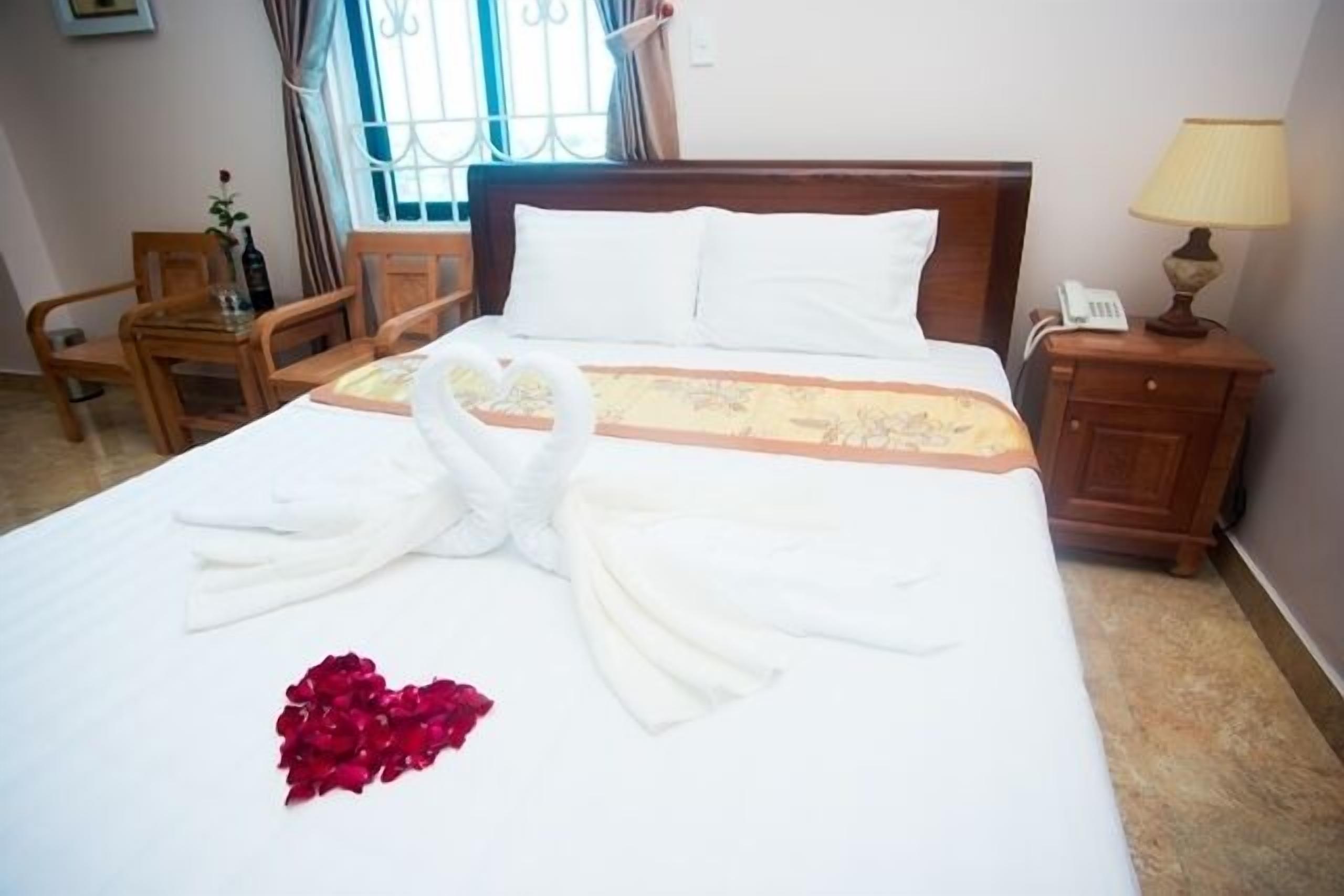 standard double room | minibar, desk, free wifi