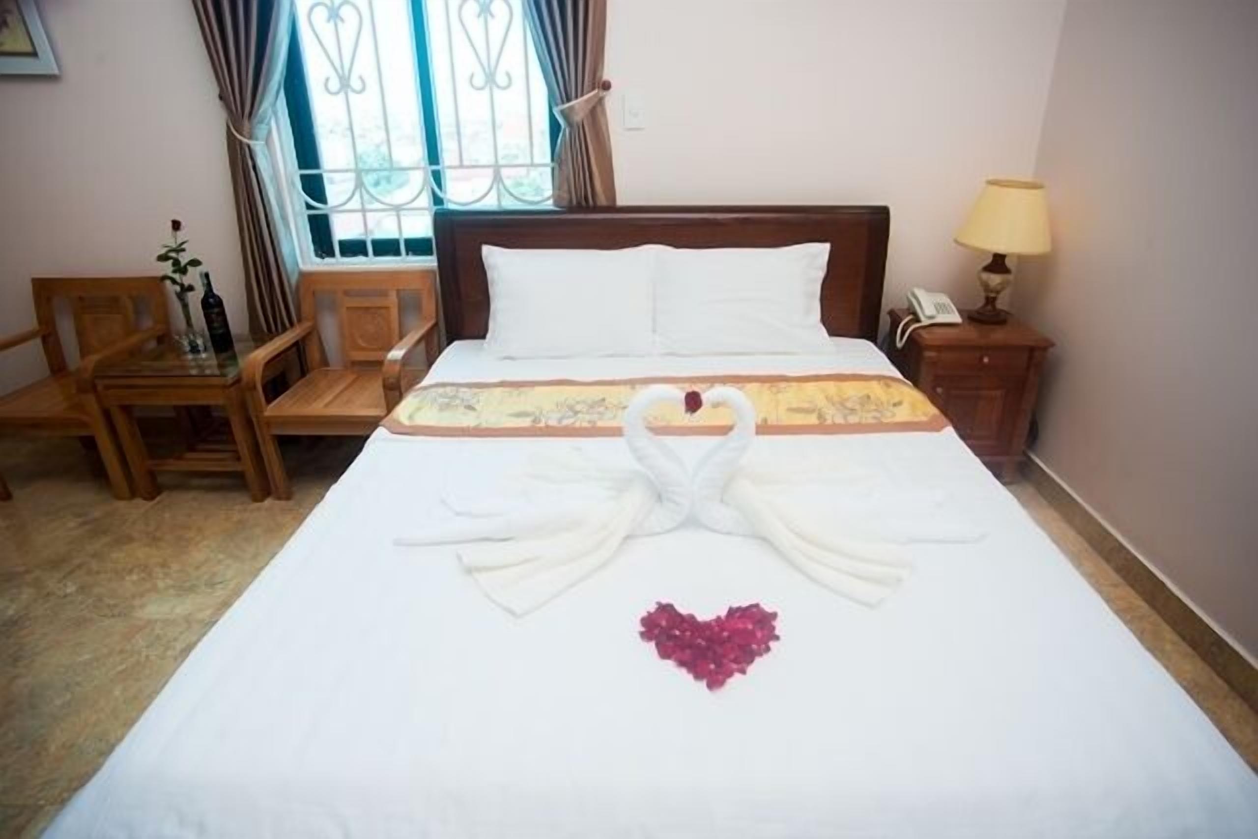 standard double room | minibar, desk, free wifi