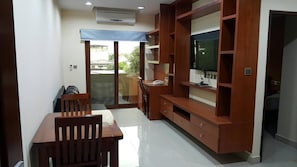 Flat-screen TV - The Supara (Bangkok)