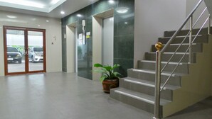 Ảnh chưa phân loại, 2 trong số 36 ảnh, nút