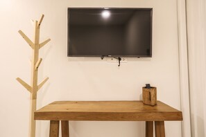Free WiFi, bed sheets - Hostel Lullaby - Adults Only (Chiang Mai)