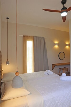 Junior Studio Suite, Terrace, Mountain View | Living area | 25-inch LCD TV with digital channels - Ventoura Studios & Apartments (Syros)