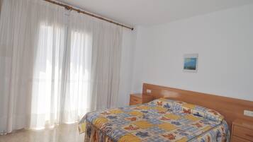 4 soverom, strykejern/-brett og internettilgang