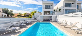 Ayia Triada View - Private Pool Retreat