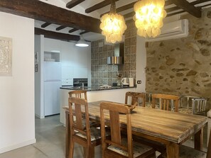 Dining - DUPLEX SUITE - PLANTA BAJA VISTAS A CALLE (Villajoyosa)