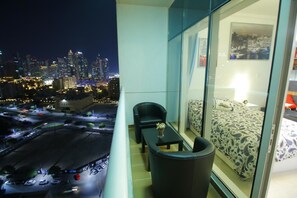 Balcony - City Nights - Burj Al Nujoom Tower (Dubai)