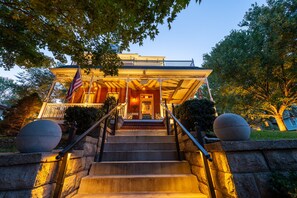 Fachada del alojamiento