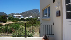 Unclassified image, 3 of 19, button - Dreams (Pringle Bay)
