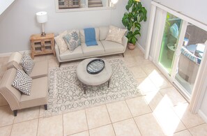 Smart TV, DVD player, books