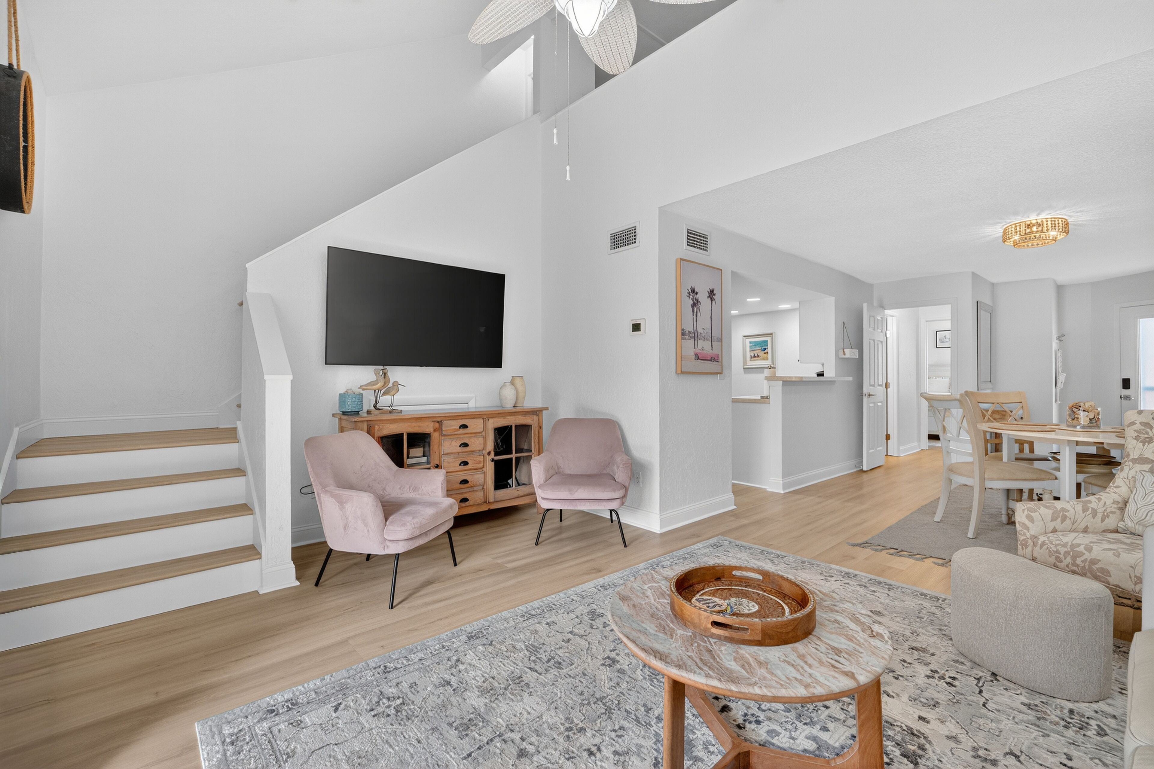 Smart TV, DVD player, books