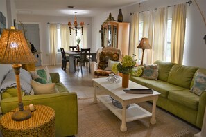 Televisión, videojuegos y tenis de mesa 