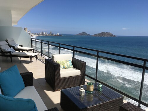 Brand new 9th floor Beach/Oceanfront Condo in beutiful Mazatlan - Sanitized