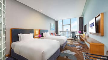 1 bedroom, premium bedding, in-room safe, desk