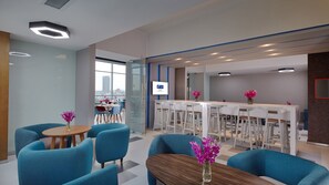 Free daily buffet breakfast - Holiday Inn Express Mianyang High-Tech Zone by IHG (Mianyang)