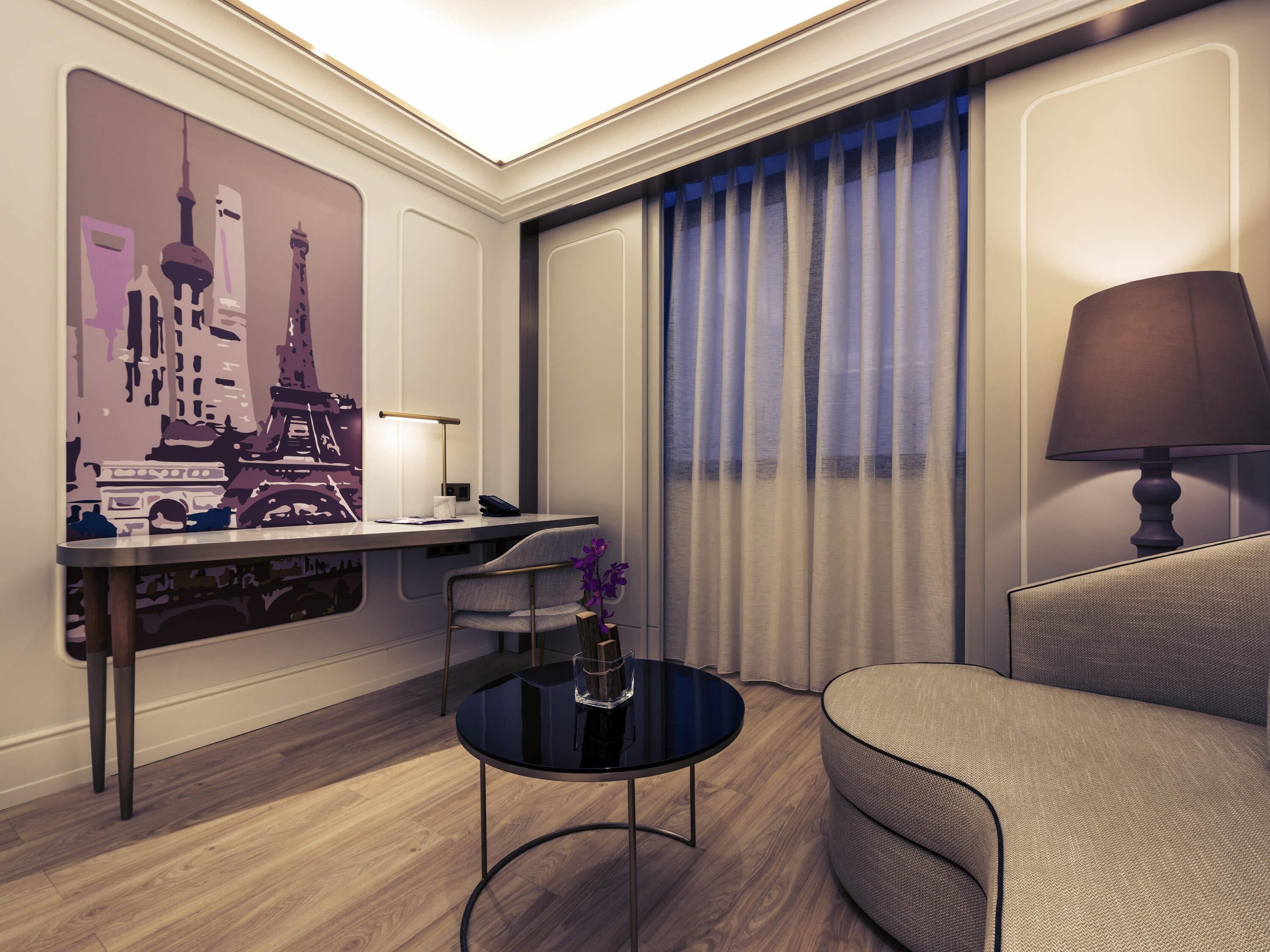 minibar, in-room safe, desk, soundproofing