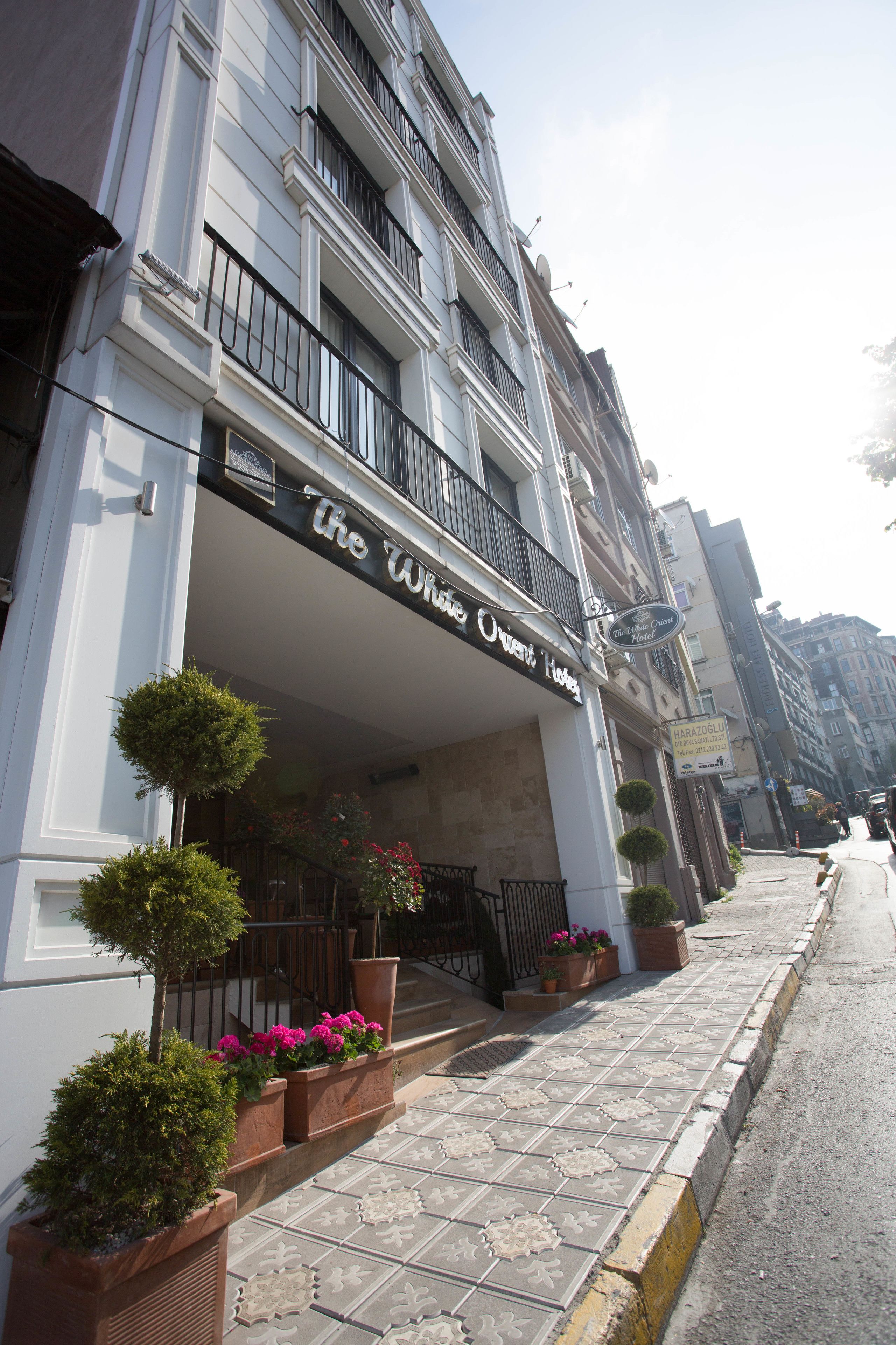 Photo - The White Orient Hotel