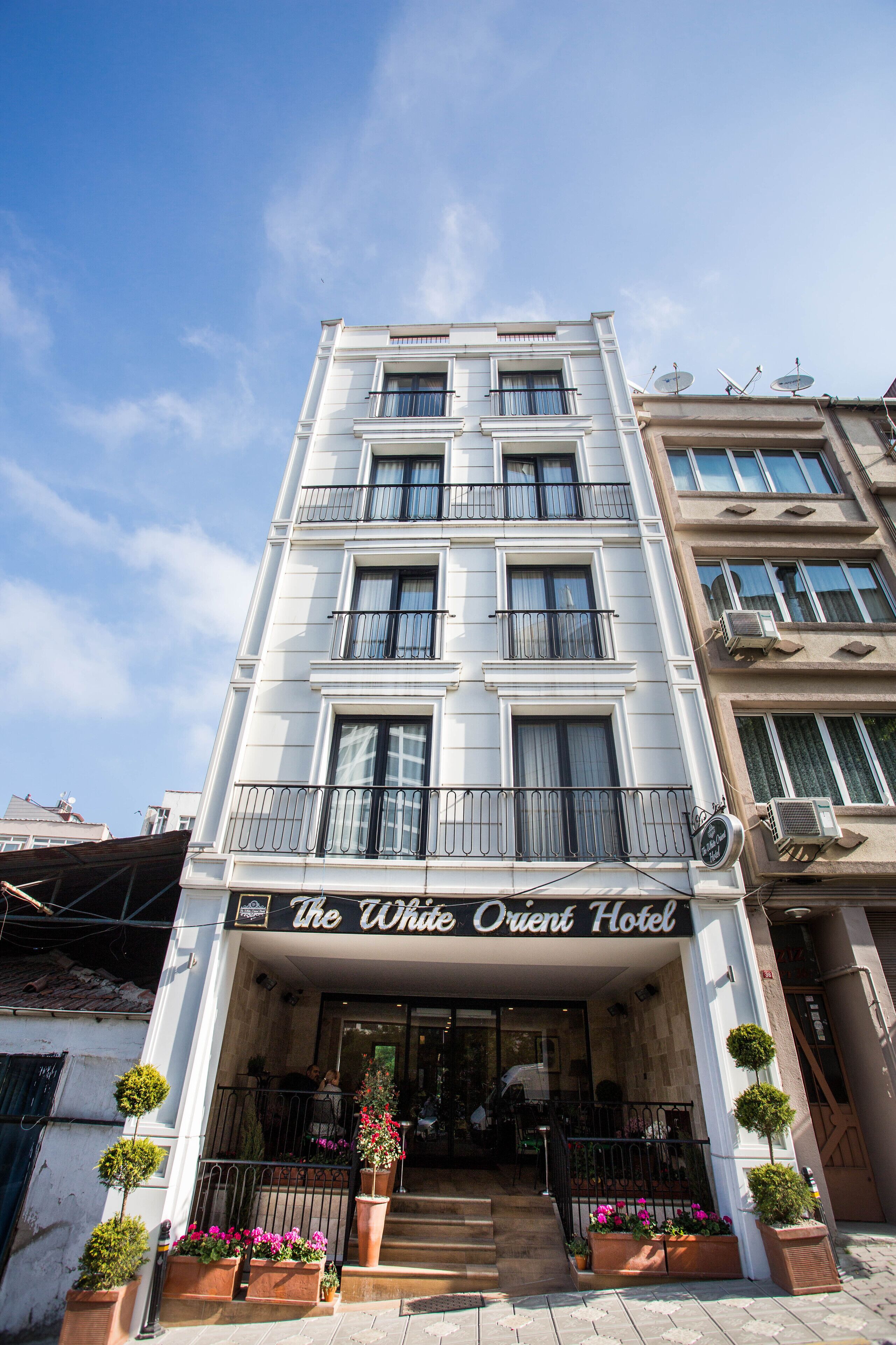 Photo - The White Orient Hotel