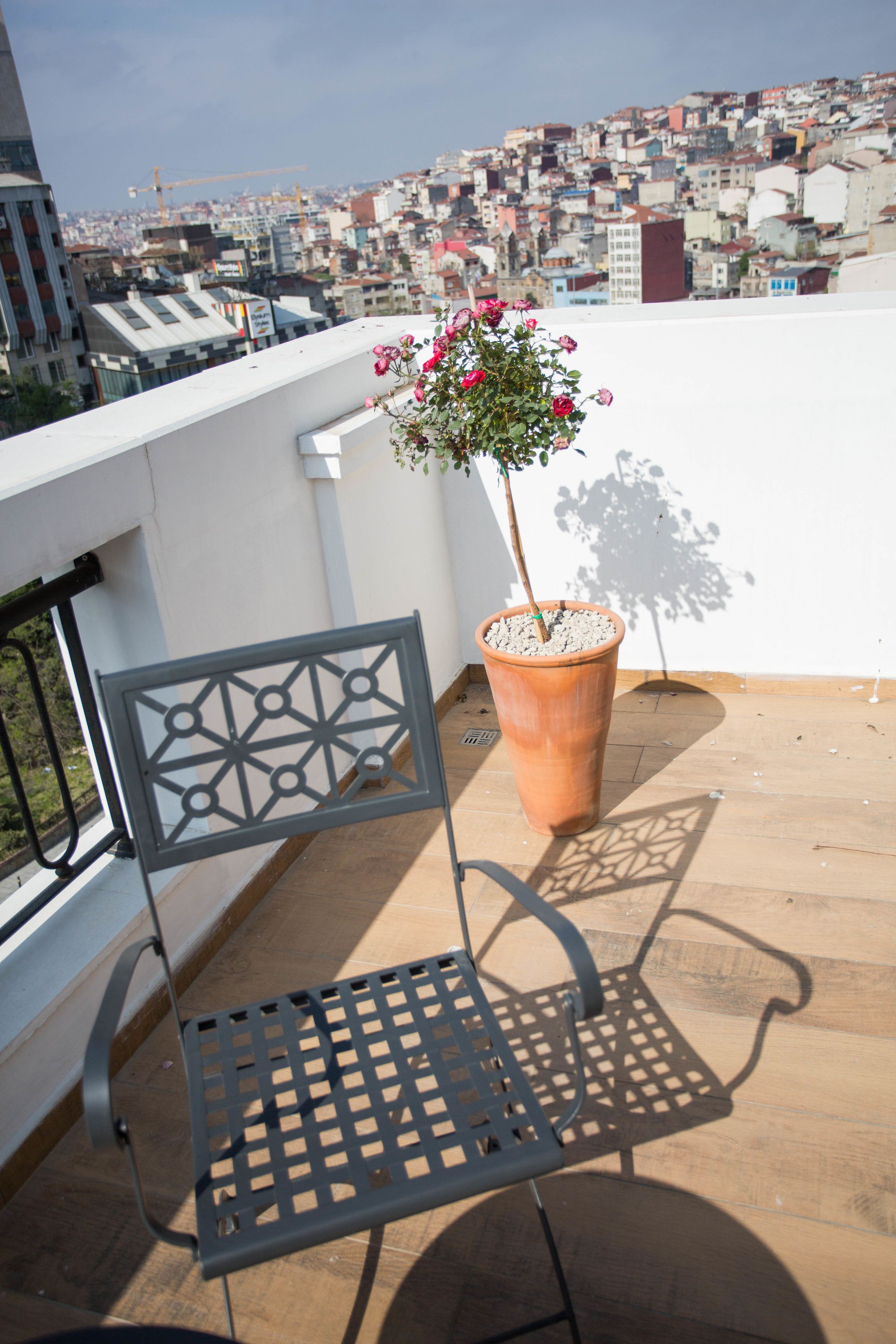 Photo - The White Orient Hotel