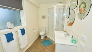 Ground Floor Garden & Patio Apartment 2 Bedrooms with Mountain View | Bathroom | Shower, designer toiletries, hair dryer, soap