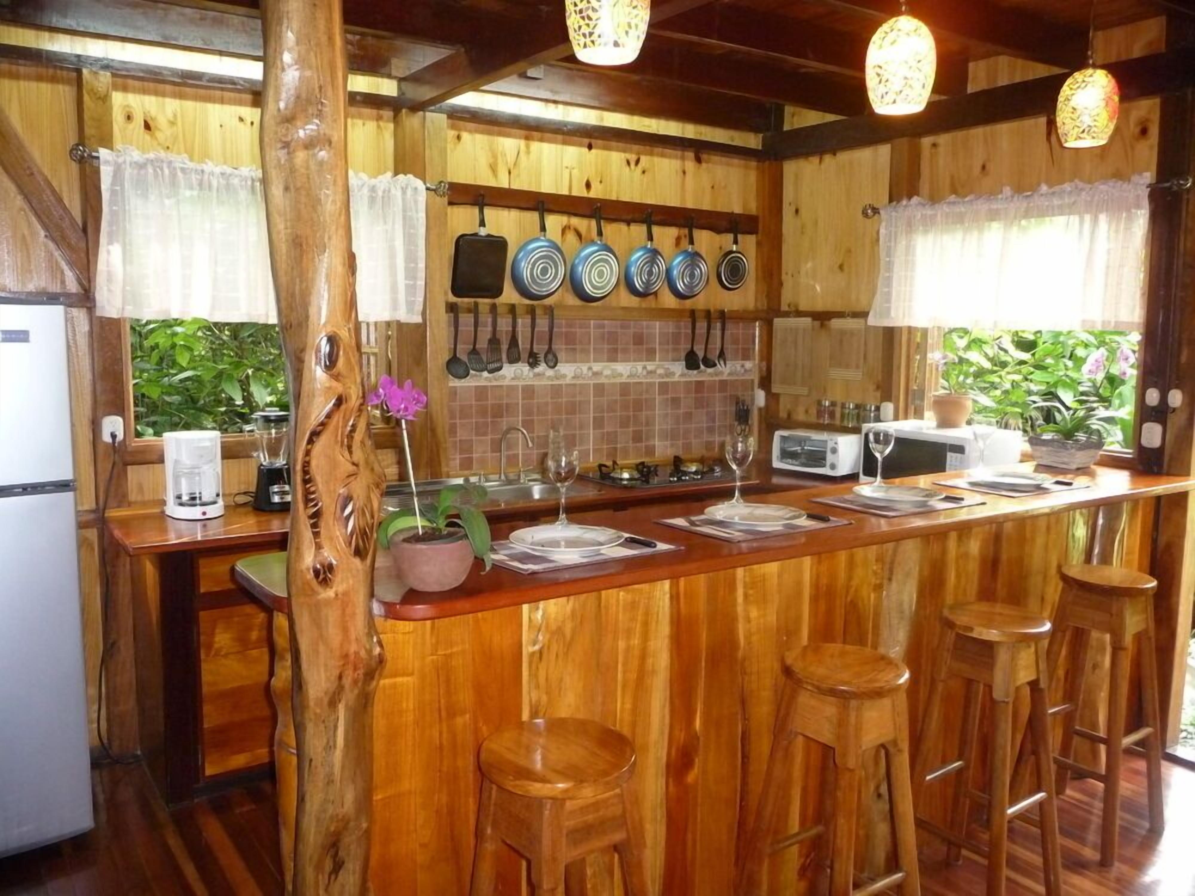 Fridge, microwave, stovetop, cookware/dishes/utensils