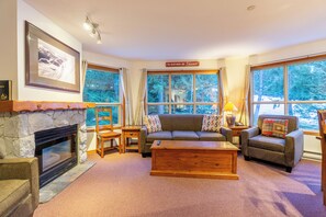 TV, fireplace, DVD player