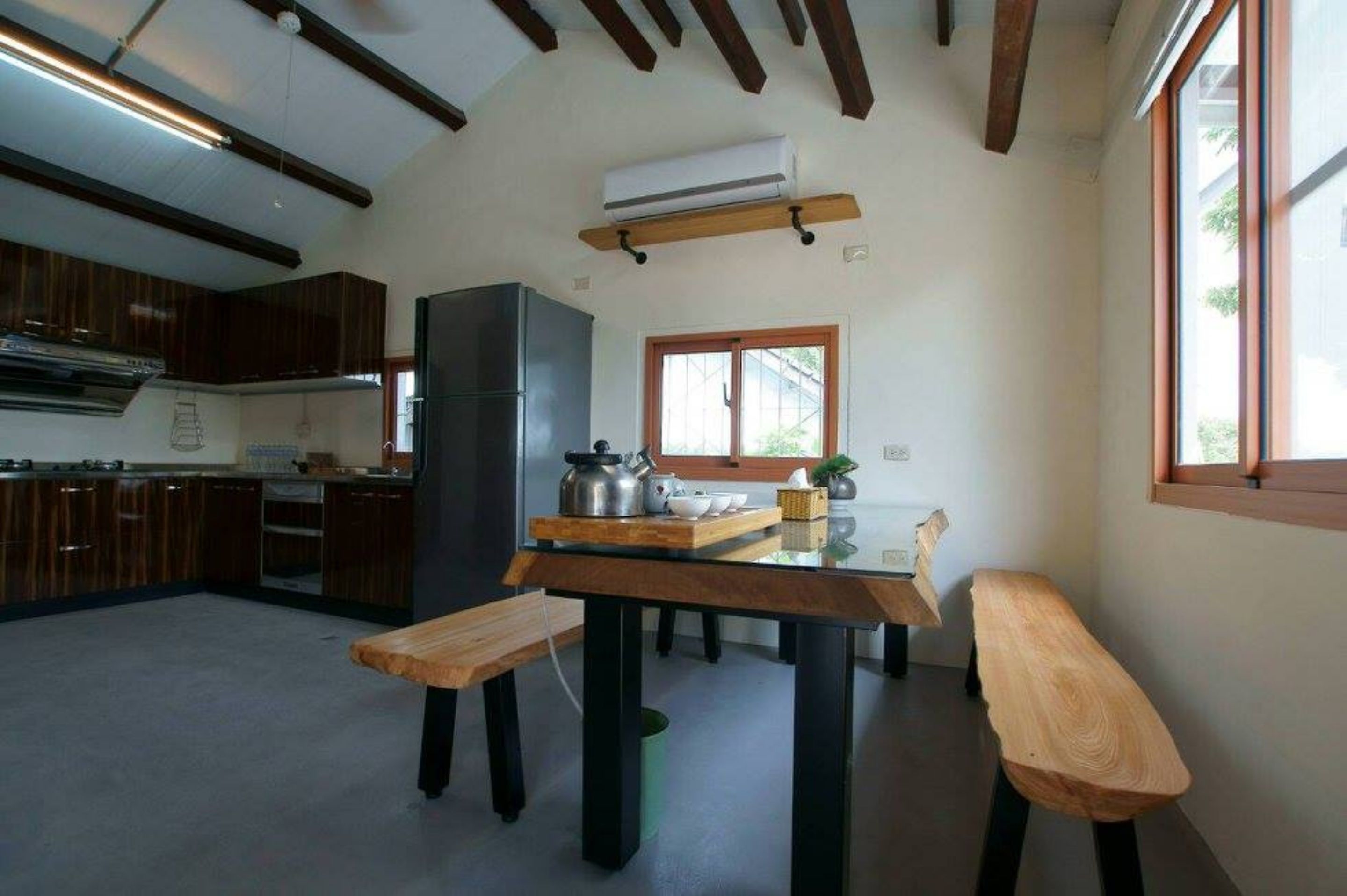 Comfort-hús | Einkaeldhús | Ísskápur, örbylgjuofn, kaffivél/teketill, rafmagnsketill