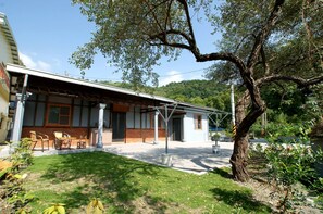 Front of property - BanJiu127 (Beinan)