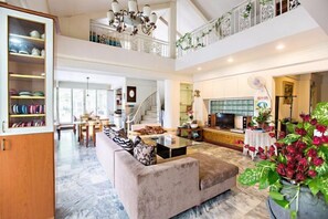 Sala de estar en el lobby
