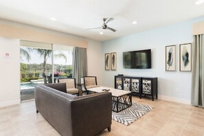 Interior - Free Shuttle,Official Encore Water Park,XBOX,Movie,Games,Cage,Pool/Spa,Star Wars (Kissimmee)