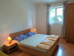 3 Schlafzimmer, kostenloses WLAN, Bettwäsche
