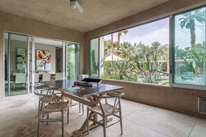 Spielezimmer
