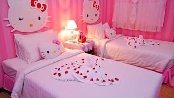 Minibar, in-room safe, desk, free WiFi