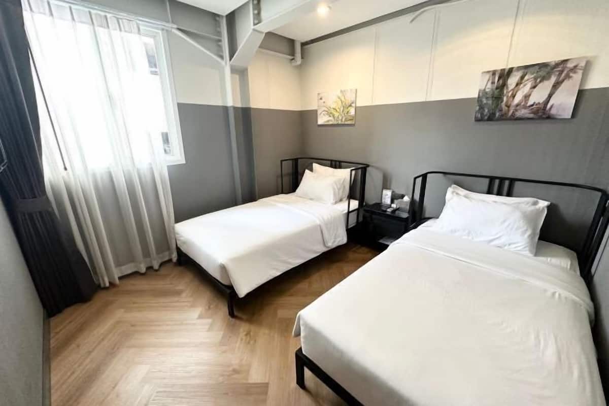 Desk, free WiFi, bed sheets