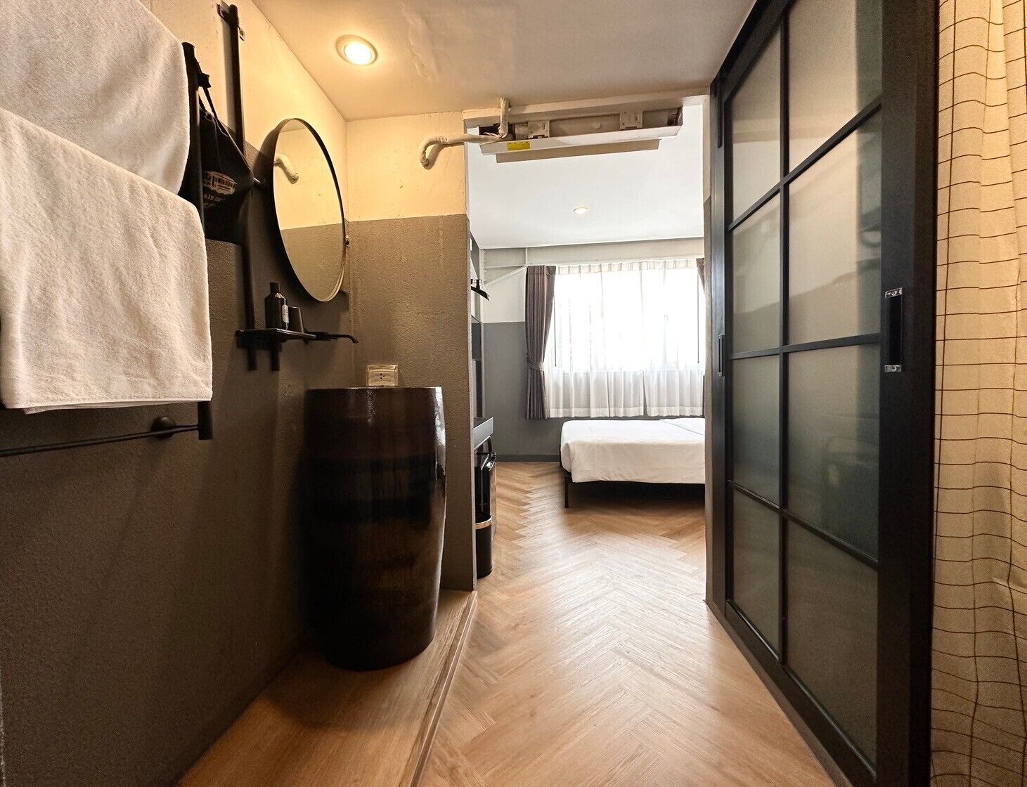 Standard Double Room, 1 Queen Bed, Non Smoking, Private Bathroom | Desk, free WiFi, bed sheets