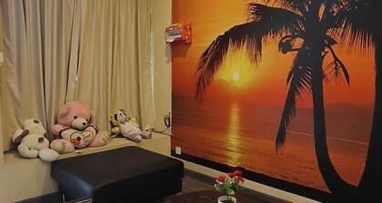 Natol Homestay - LA Tabuan Jaya