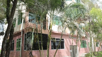 Pemandangan darat dari hartanah