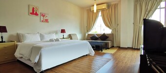 Natol Homestay - Kuching Home Penthouse Airport Road