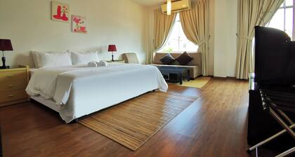Natol Homestay - Kuching Home Penthouse Airport Road