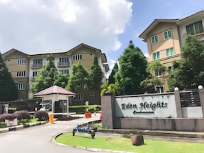 Exclusive Apartment, Multiple Bedrooms, Non Smoking, Pool View | Front of property