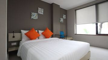 Minibar, in-room safe, desk, soundproofing