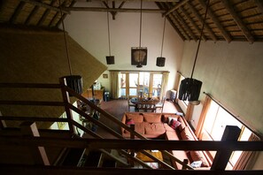 Smart TV, DVD player, books - Spacious and luxurious safari house near Kruger Park (ZA) (Phalaborwa)