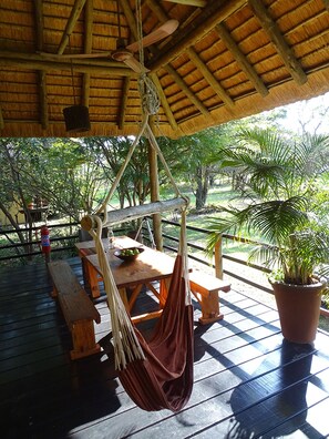 Outdoor dining - Spacious and luxurious safari house near Kruger Park (ZA) (Phalaborwa)