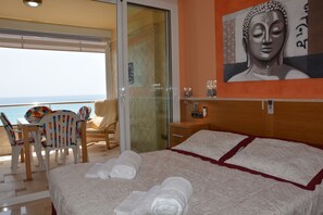 2 habitaciones, tabla de planchar con plancha y wifi gratis 