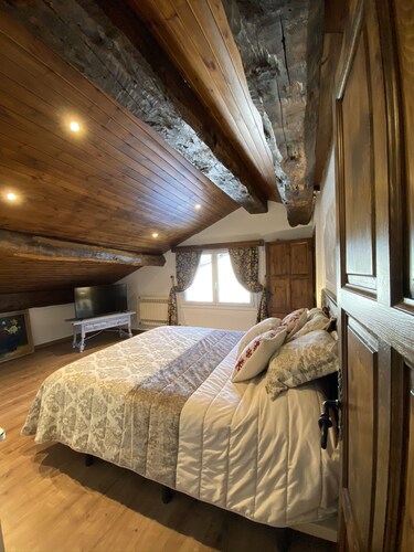 Exquis duplex de haute montagne dans le centre ville de Llívia