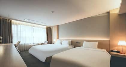 Wonju City Hotel HYEOKSIN