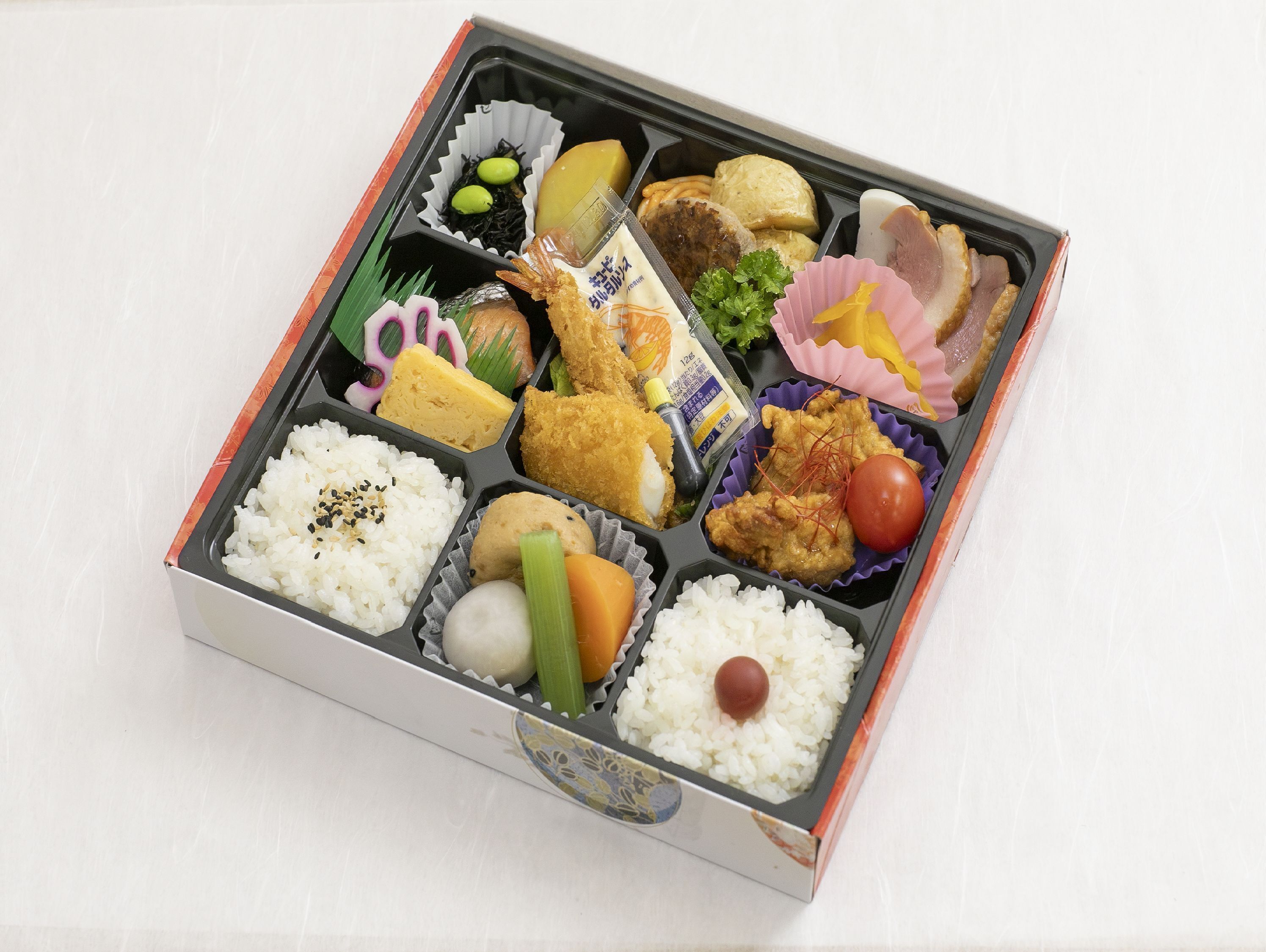 daily to-go breakfast (jpy 1300 per person)