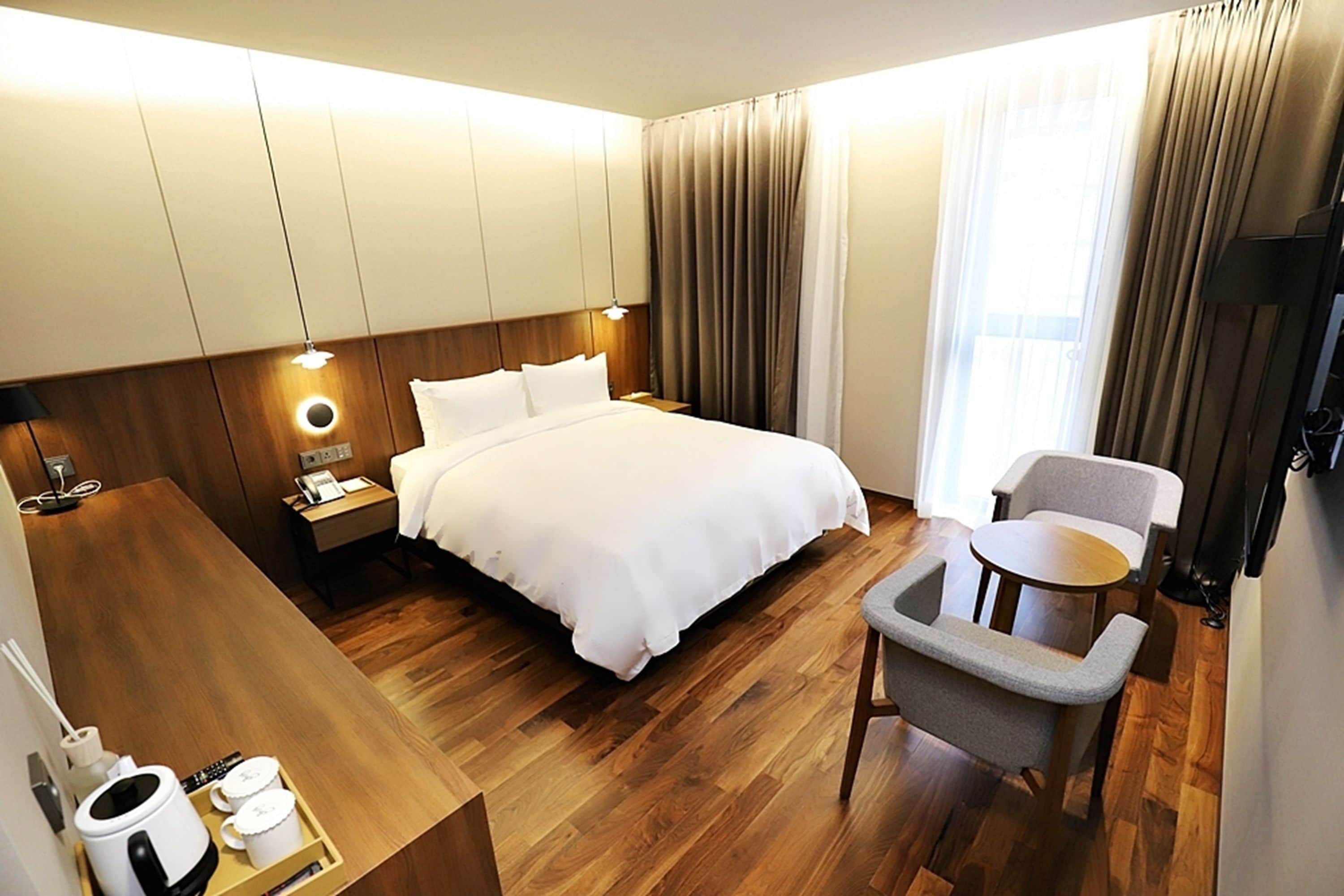 Quarto casal superior | Individualmente decorados, individualmente mobiliados, Wi-Fi de cortesia