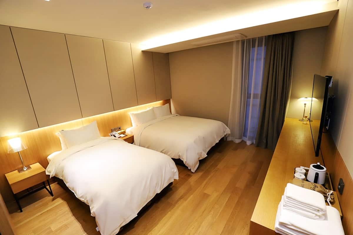 Phòng 2 giường đơn dành cho gia đình (Superior Type) | Truy cập Internet không dây miễn phí, trang trí khác biệt 